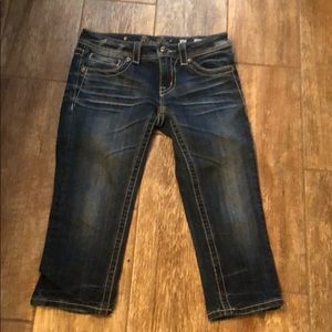 Size 27 miss me Capri jeans